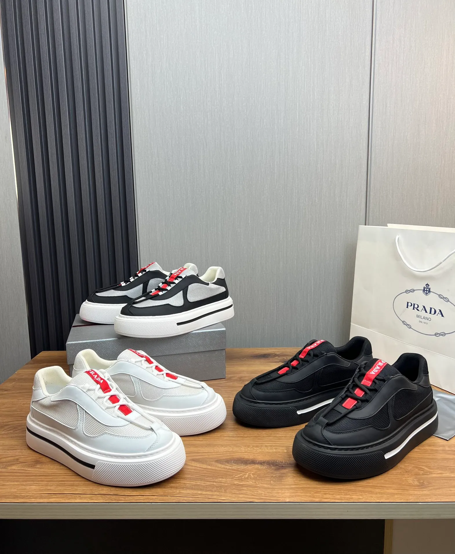 Men's shoes 💰580💰 [PRADA] Men's shoes are popular in the counter, official website is synchronized, 1 high-quality shipment ✔️Original fly-woven cowhide + cowhide lining, 1🆚1 replica, original sole, 38-45 (45 customized, non-refundable)